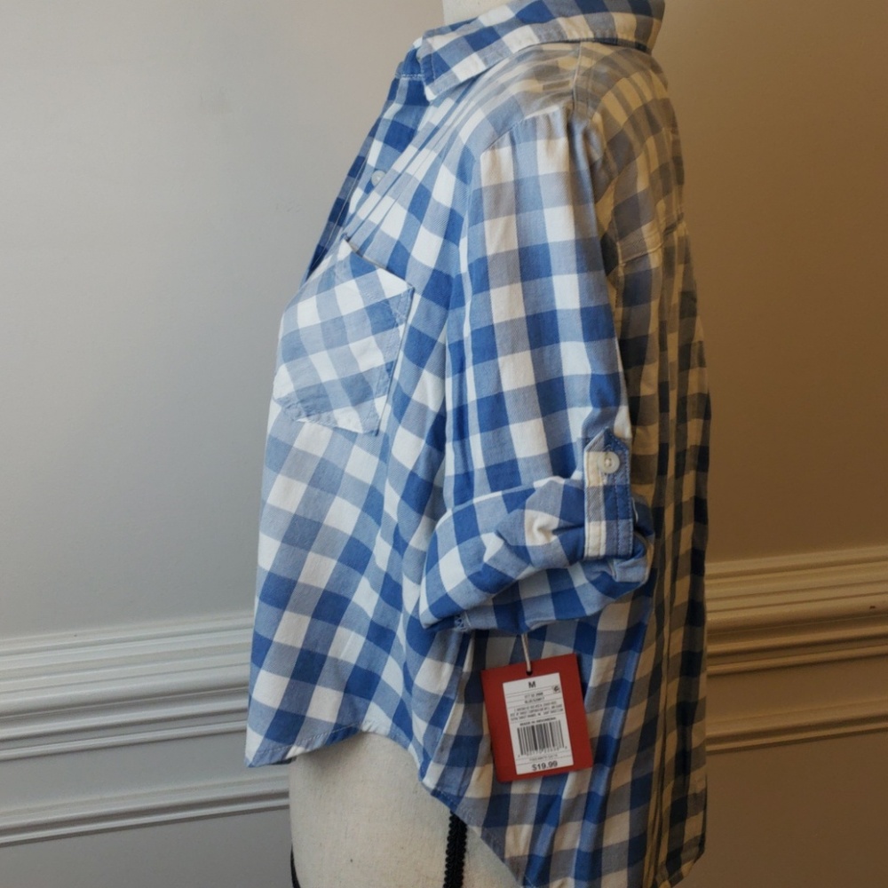 Blue Check Crop Button Up - Picture 4 of 5